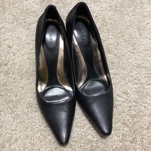 Calvin Klein black heel pump